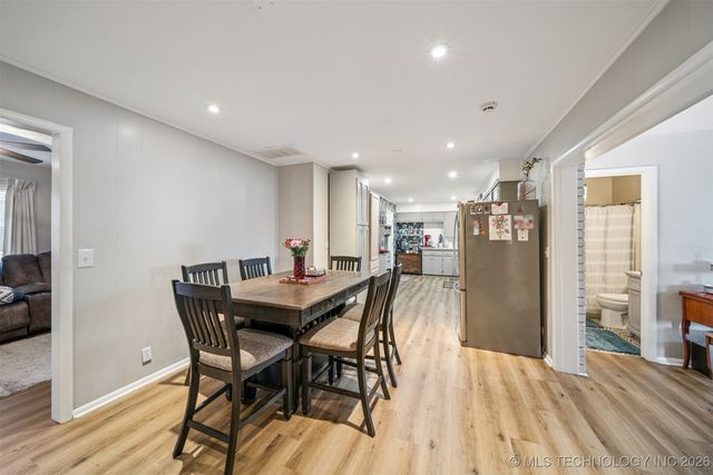 3111 S Saddle Rock Road, Sand Springs, OK 74063