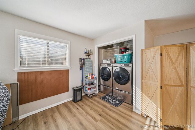 3111 S Saddle Rock Road, Sand Springs, OK 74063