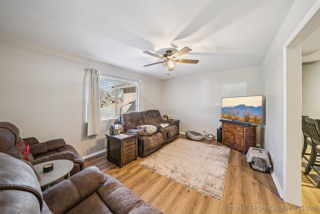 3111 S Saddle Rock Road, Sand Springs, OK 74063