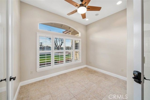 5495 Vista Serrano, Paso Robles, CA 93446