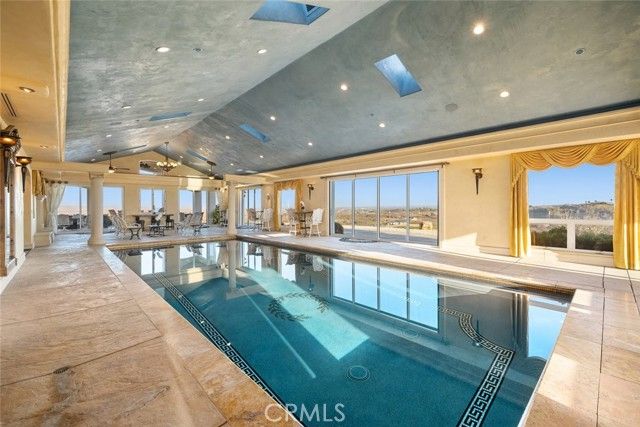 5495 Vista Serrano, Paso Robles, CA 93446