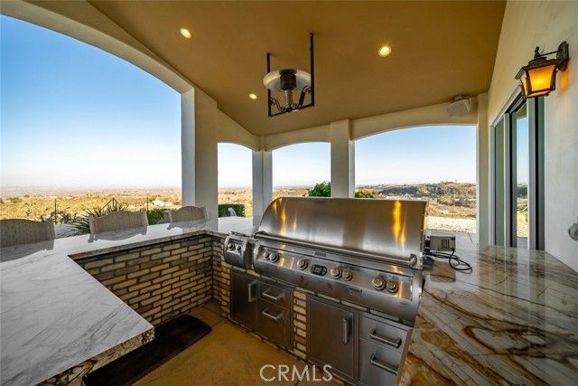 5495 Vista Serrano, Paso Robles, CA 93446