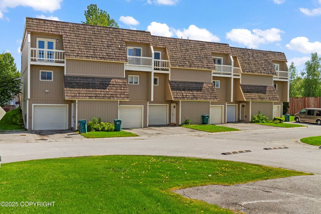 9127 Cranberry Street, Anchorage, AK 99502