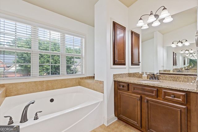 1801 Beyers Landing Drive, Buford, GA 30519