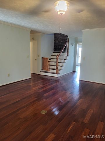 85 Price Road, Wetumpka, AL 36093