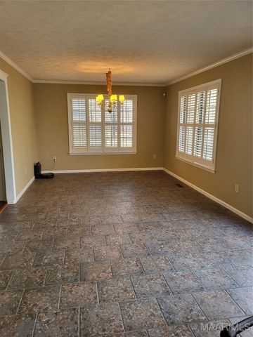 85 Price Road, Wetumpka, AL 36093