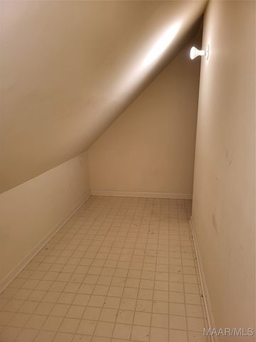 85 Price Road, Wetumpka, AL 36093