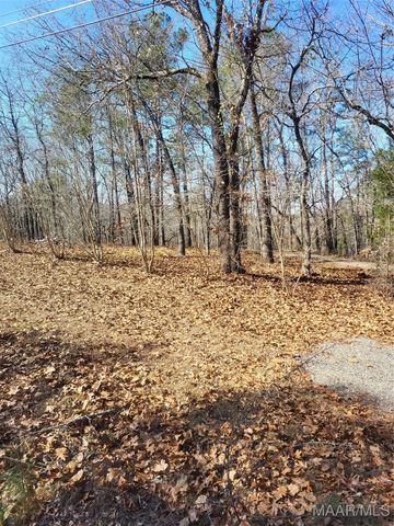 85 Price Road, Wetumpka, AL 36093