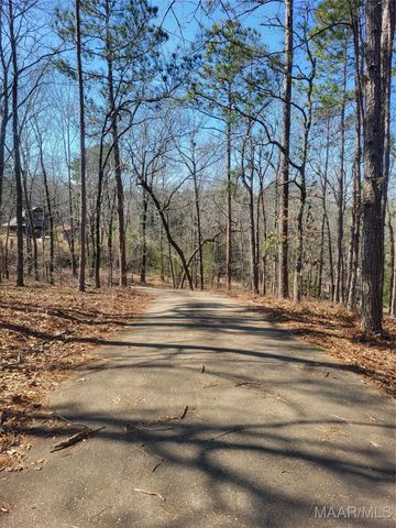 85 Price Road, Wetumpka, AL 36093