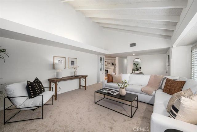 2692 Salmon Drive, Rossmoor, CA 90720