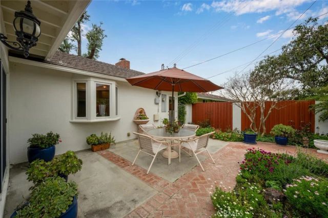 2692 Salmon Drive, Rossmoor, CA 90720