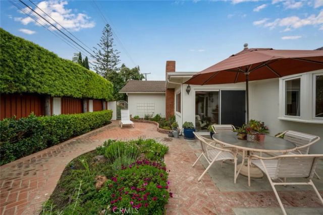 2692 Salmon Drive, Rossmoor, CA 90720