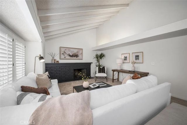 2692 Salmon Drive, Rossmoor, CA 90720