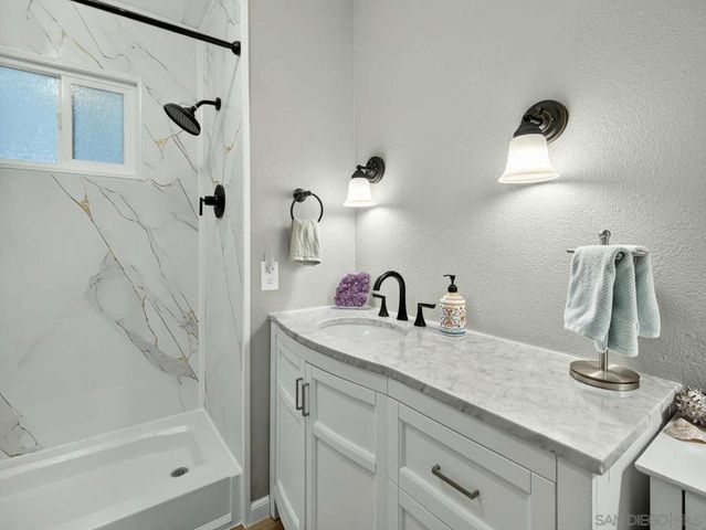 1351 Pepper Dr SPC 62, El Cajon, CA 92021