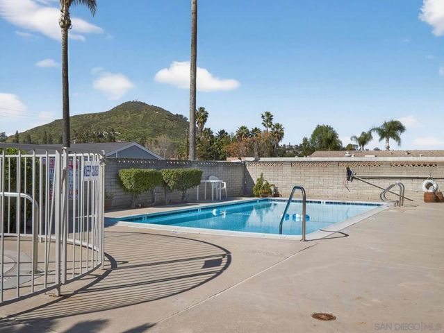 1351 Pepper Dr SPC 62, El Cajon, CA 92021