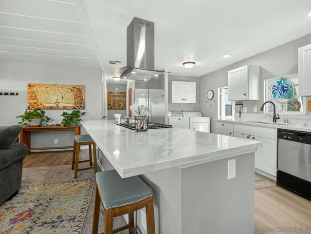 1351 Pepper Dr SPC 62, El Cajon, CA 92021