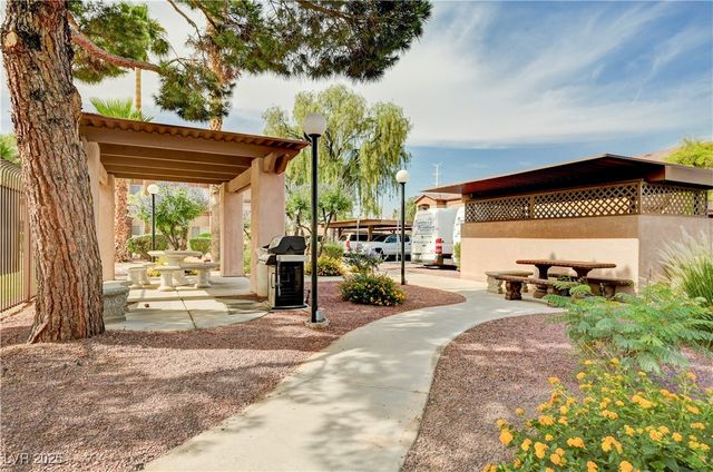 5751 East Hacienda Avenue 154, Las Vegas, NV 89122