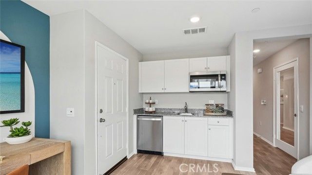 482 Baneberry Place, San Jacinto, CA 92582