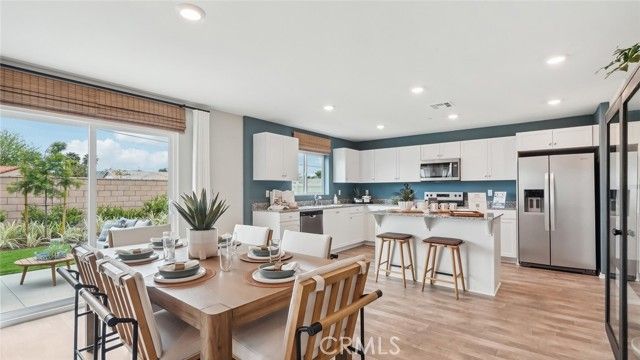 482 Baneberry Place, San Jacinto, CA 92582