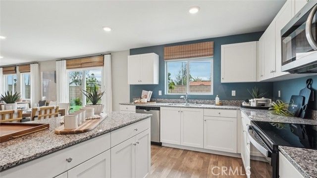 482 Baneberry Place, San Jacinto, CA 92582