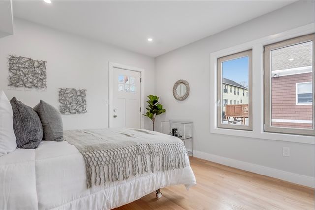 15 Melville 15, Somerville, MA 02145