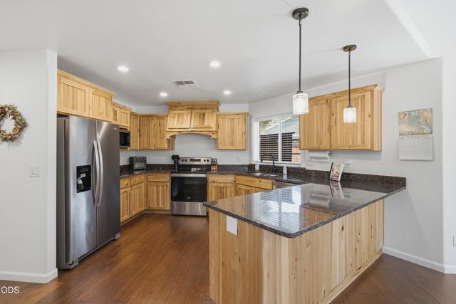 2036 SW Truman Way, Grants Pass, OR 97526