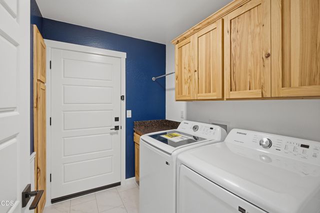 2036 SW Truman Way, Grants Pass, OR 97526