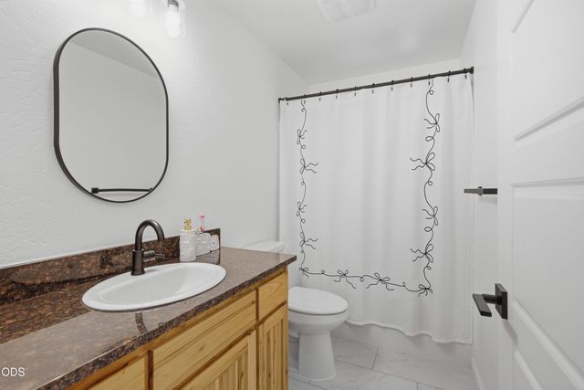 2036 SW Truman Way, Grants Pass, OR 97526