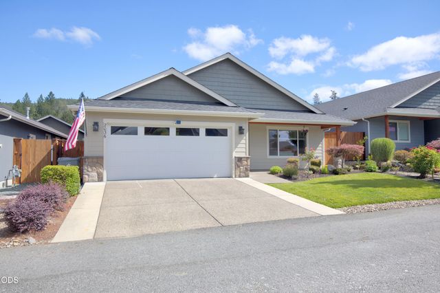 2036 SW Truman Way, Grants Pass, OR 97526