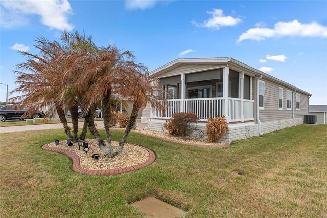 37533 GILL AVENUE, Zephyrhills, FL 33541