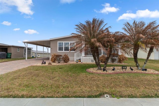 37533 GILL AVENUE, Zephyrhills, FL 33541