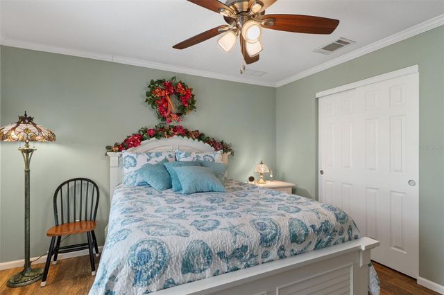 37533 GILL AVENUE, Zephyrhills, FL 33541