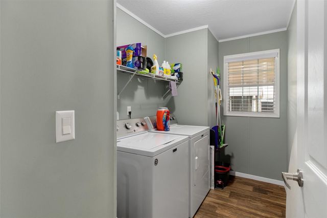 37533 GILL AVENUE, Zephyrhills, FL 33541