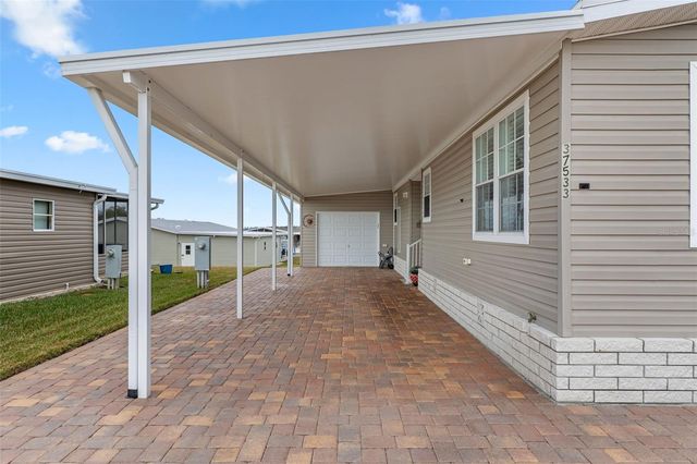 37533 GILL AVENUE, Zephyrhills, FL 33541