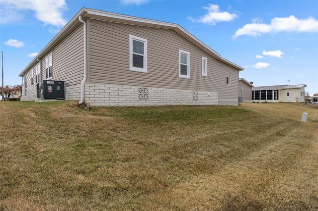 37533 GILL AVENUE, Zephyrhills, FL 33541