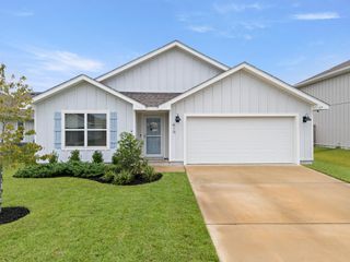 419 Scarborough Street, Crestview, FL 32539