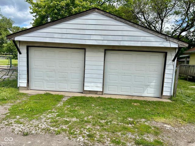 5413 Greenfield Avenue, Indianapolis, IN 46219