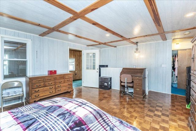 9 Beaver Lake Road, Derry, NH 03038