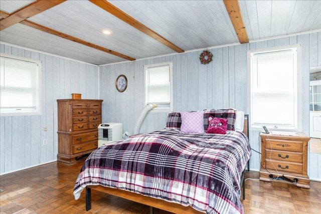 9 Beaver Lake Road, Derry, NH 03038