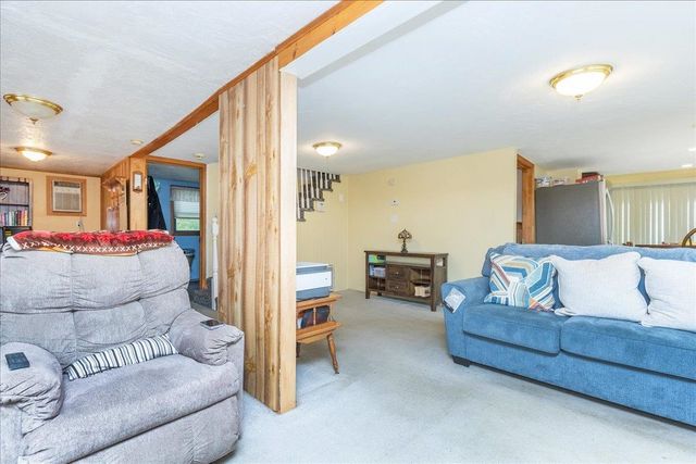9 Beaver Lake Road, Derry, NH 03038