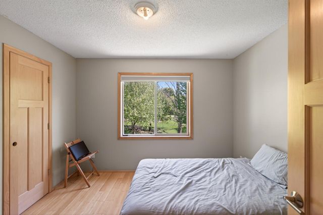 4008 Pennsylvania Avenue, Eagan, MN 55123