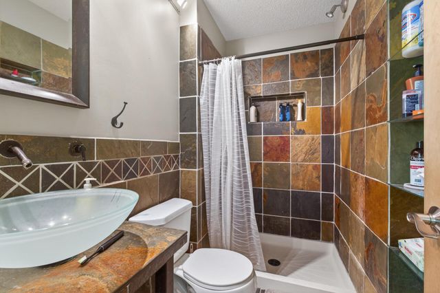 4008 Pennsylvania Avenue, Eagan, MN 55123