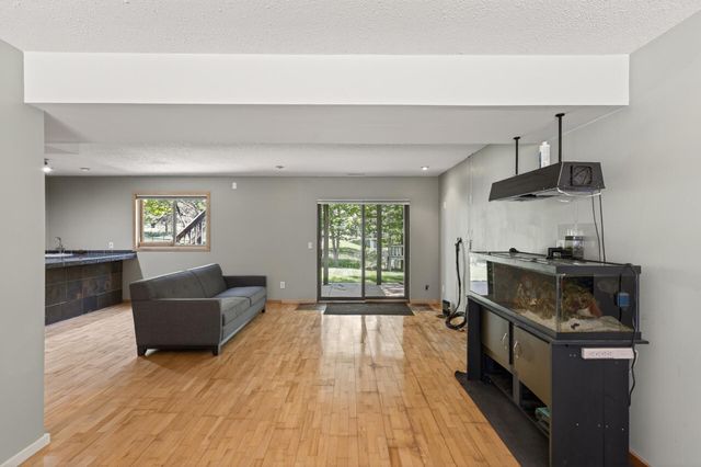 4008 Pennsylvania Avenue, Eagan, MN 55123