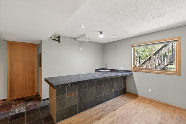 4008 Pennsylvania Avenue, Eagan, MN 55123