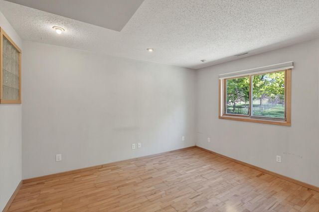 4008 Pennsylvania Avenue, Eagan, MN 55123