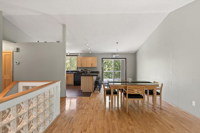 4008 Pennsylvania Avenue, Eagan, MN 55123