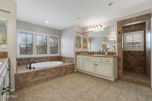 1910 Max Court, Simi Valley, CA 93065