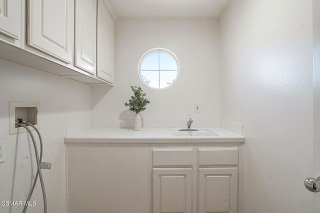 1910 Max Court, Simi Valley, CA 93065