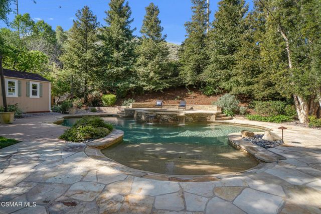 1910 Max Court, Simi Valley, CA 93065