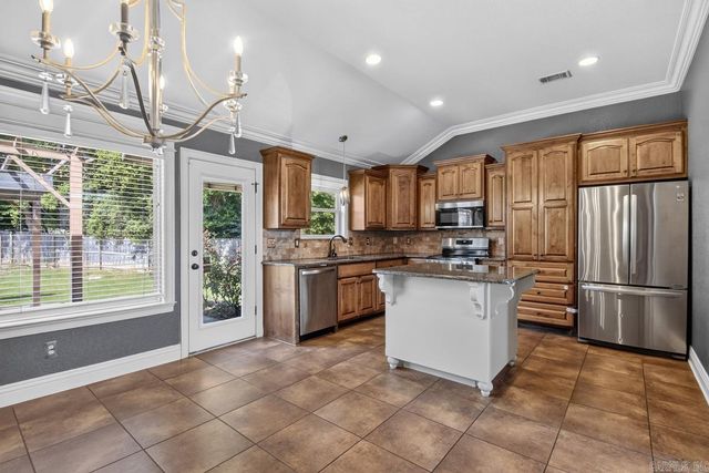 2806 Barbara Court, Bryant, AR 72022